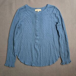 LOFT Petite Women M Blue Button-Up Pleated Chest Blouse Textured
